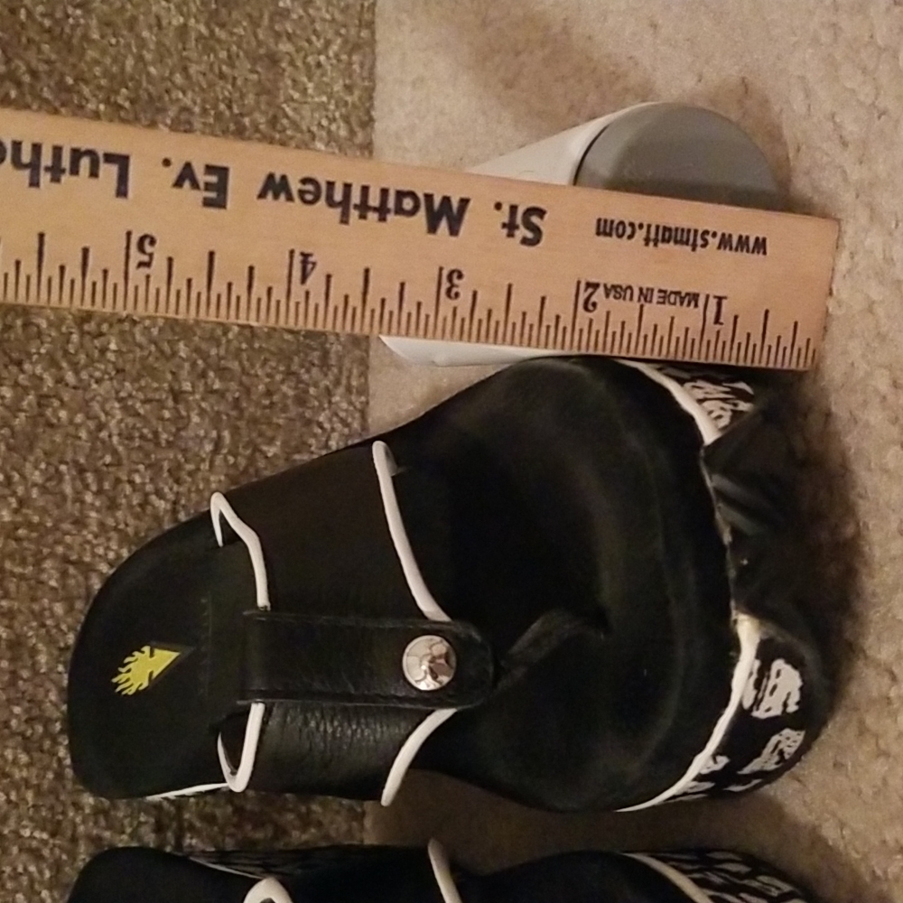 Shoes - Picture 14 of 14